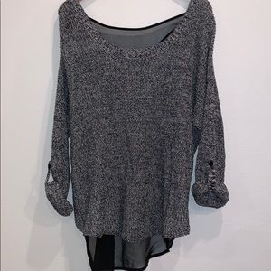 L Tobi grey/black/white long sleeved sweater shirt